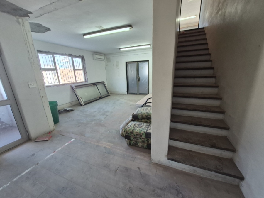 To Let Commercial Property for Rent in Maitland Western Cape